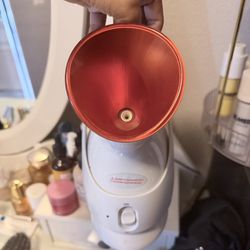 Dr. Dennis Gross Skincare Pro Facial Steamer