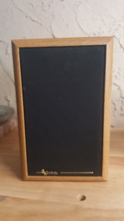 Infinity solid oak bookshelf speaker 125w