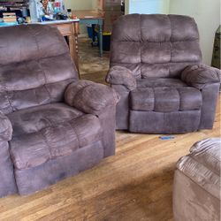 Estate Sale !! So Much Come And See. All Must Go