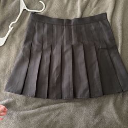 Pleated Skirt 