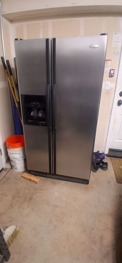 Whirlpool side by side refrigerator