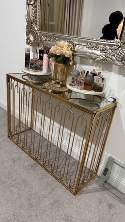 5. Large Gold Mirrored CoTable — $50