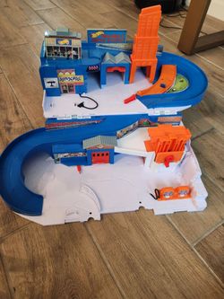 Hot Wheel Fold Up Track