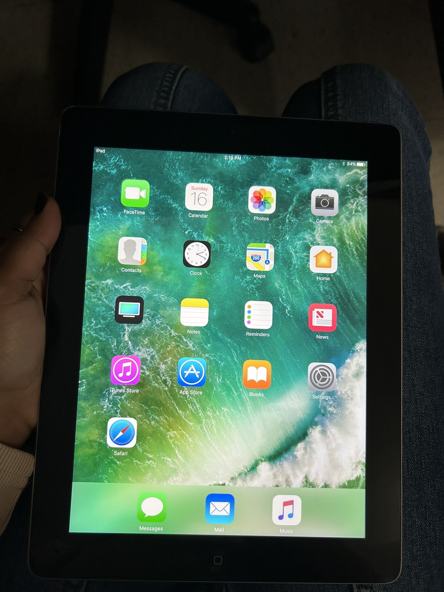 iPad 4th Gen $100 OBO