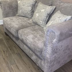 Living Room Set (w/ Coffee Table)