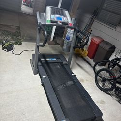 Treadmill 