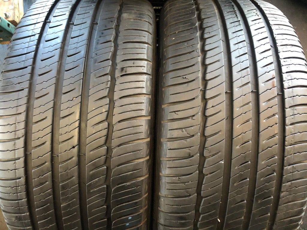 2 MICHELIN TIRES 245/45/17