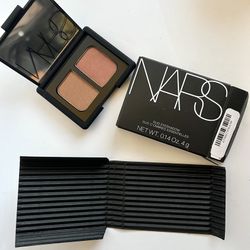 NARS eyeshadow duo ~ Surabaya ~ Full-size 0.14oz 4g Neutrals Brand New In Box.    Brand new , never used or try   Box not perfect , old version , 4g