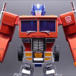 Robosen Flagship Optimus Prime Collector’s Edition