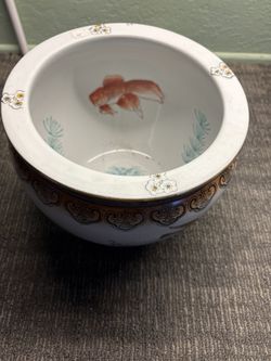 Vintage Chinese bowl