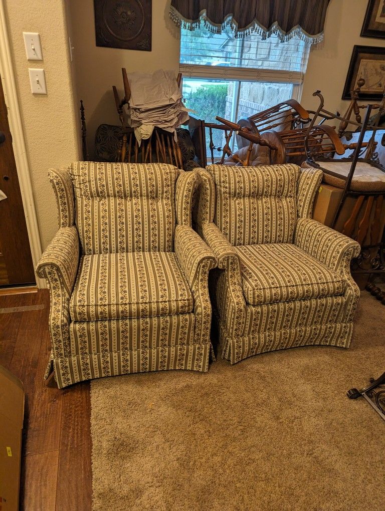 Pair Vintage Early 70's Ethan Allen "Traditional Classics" Early American Colonial Style Upholstered Wing Back Armed Skirted Occasional Accent Chairs