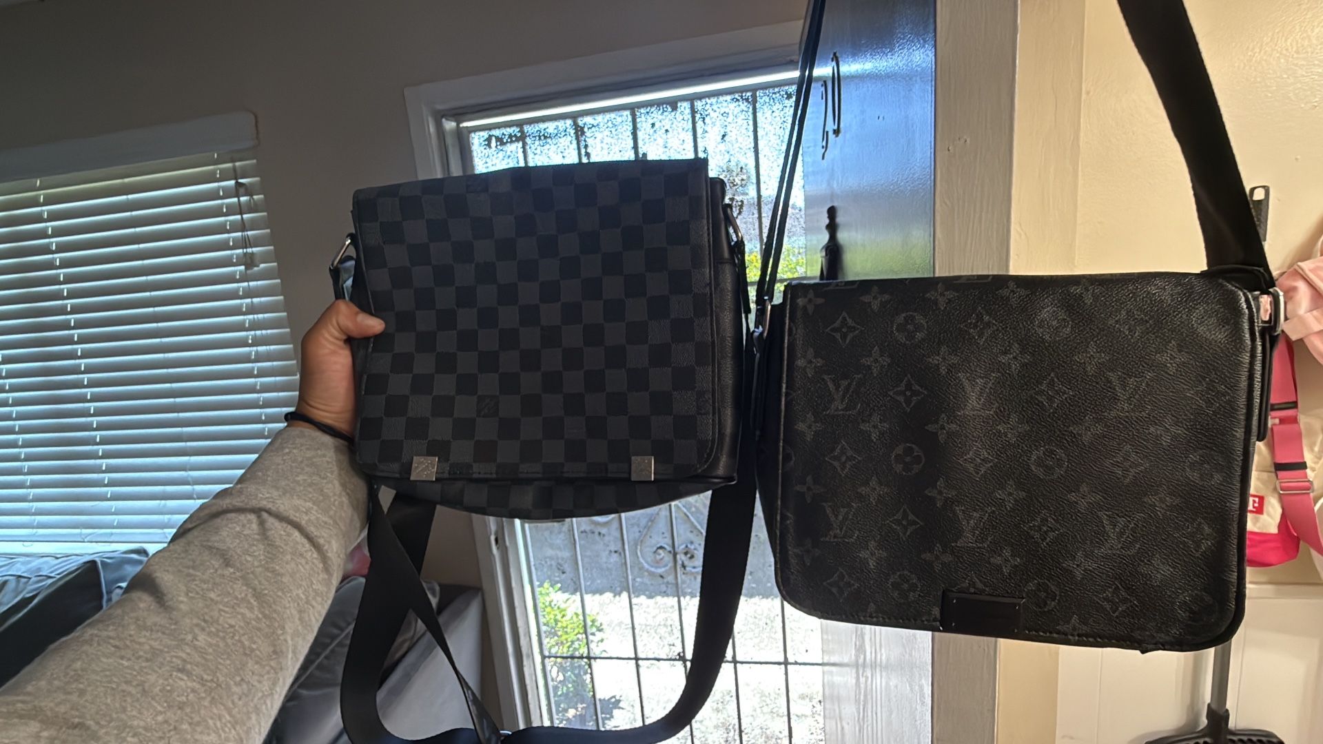 Lv Men’s Sidebags 