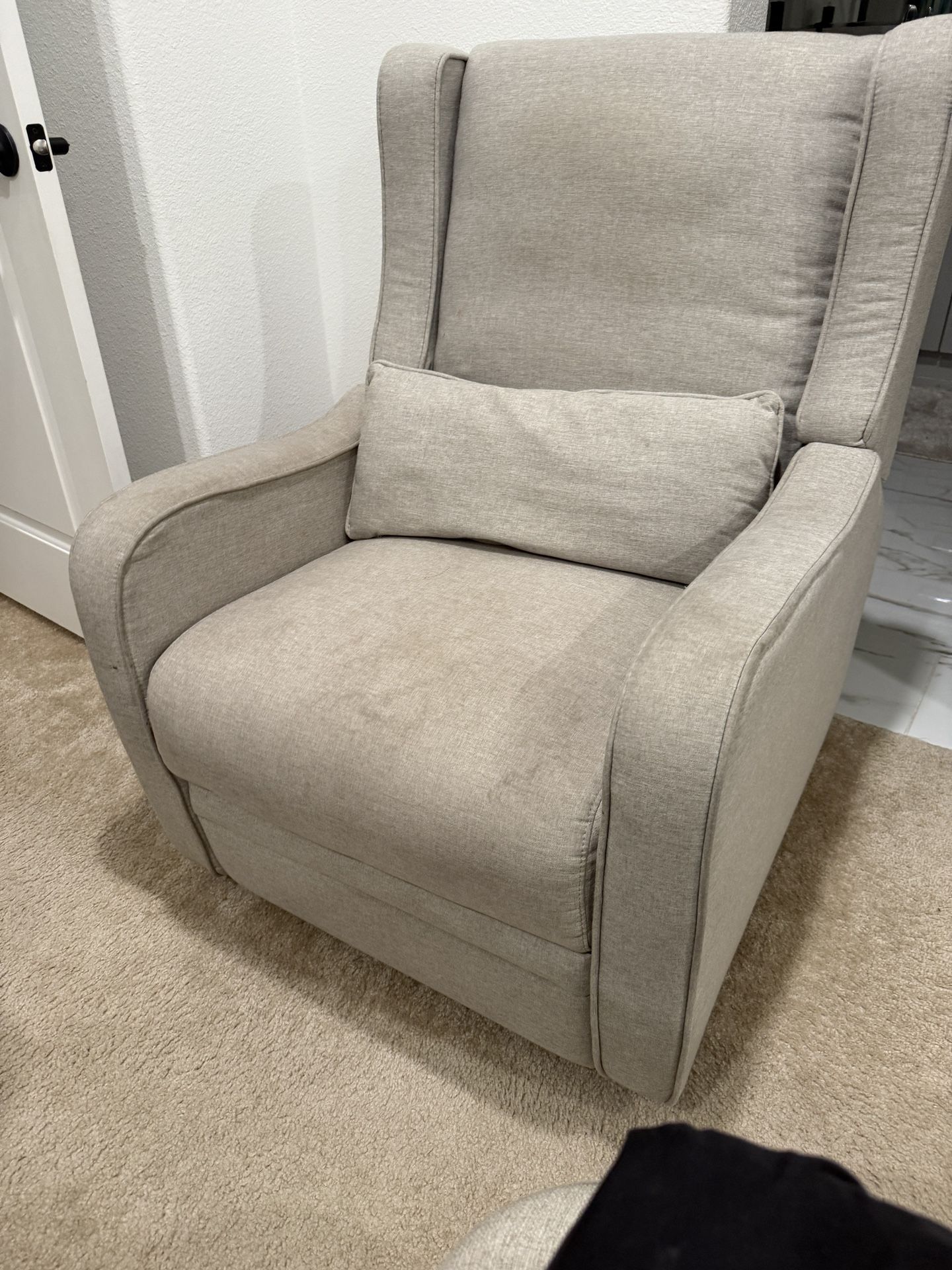 Swivel Rocking Chair And Recliner