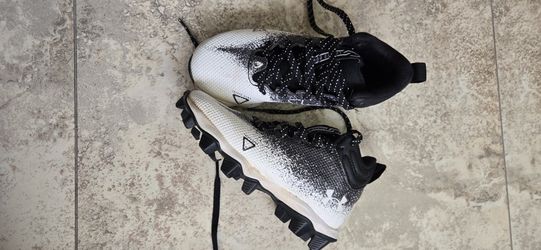 Kids Boys Under Armor Football Cleats Sz 12