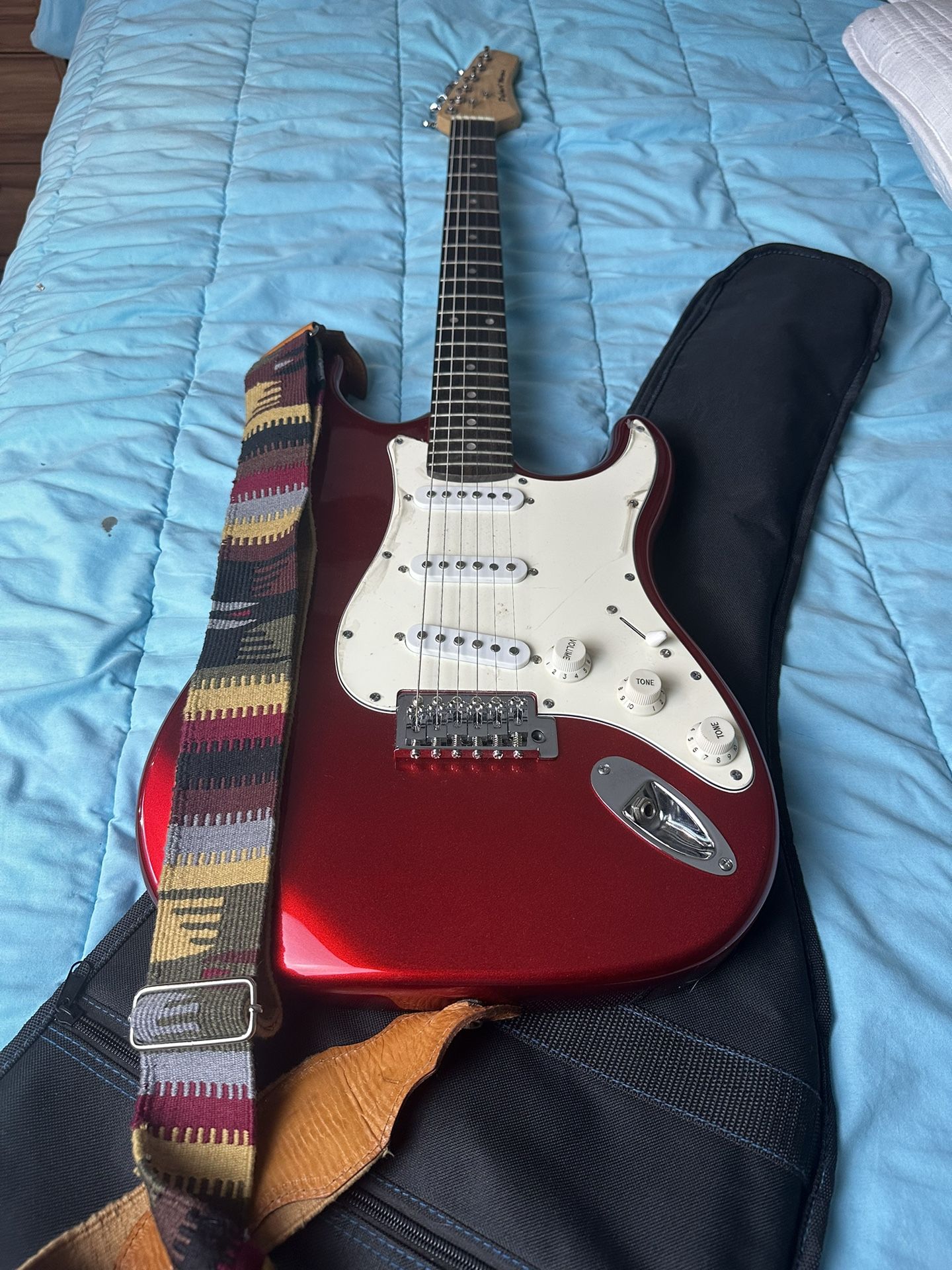 Palmer Electric Guitar With Amp And Cord