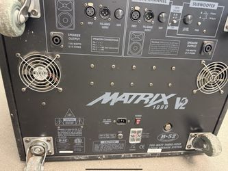 B52 Matrix Speakers (Active ) V2 And Speaker Stands 