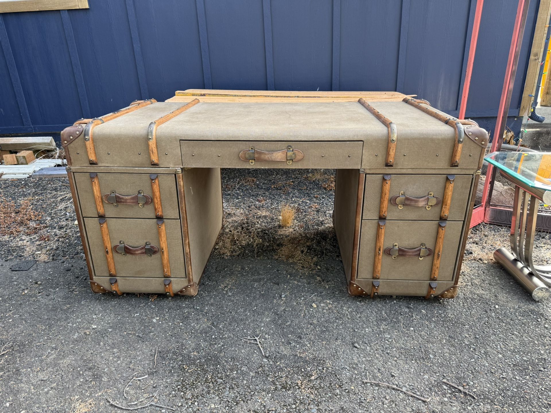Trunk Desk