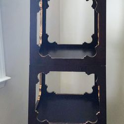 Unique display shelf Pagoda-style