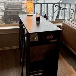 Small Kitchen Table and Chairs 