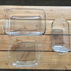 Glass bakeware