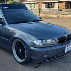 2003 BMW 325i Wagon E46 Lowered Roof Rack