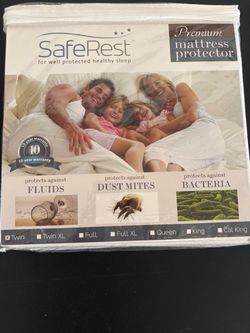 SafeRest premium mattress protector for a twin