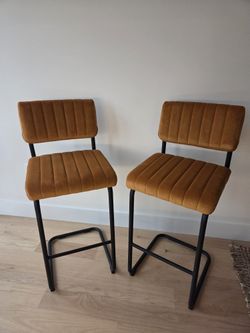 Bar Height Chairs