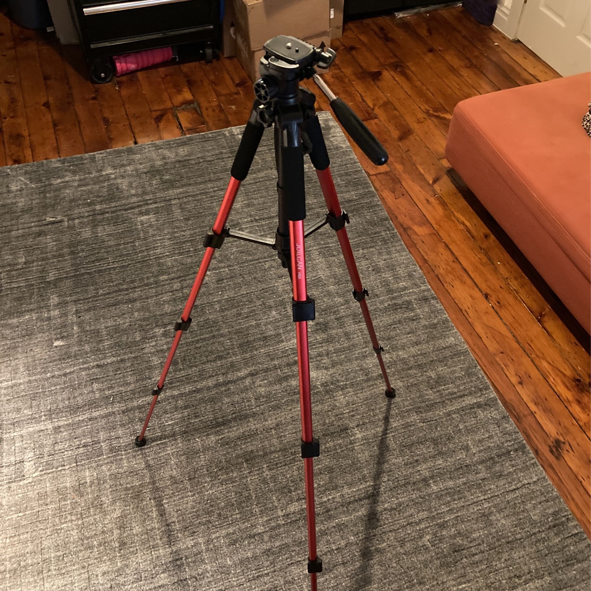 5.5ft Jolican Red Tripod With Multiple Handles And Travel Bag