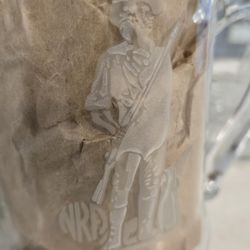 NRA Etched Decantor Set With 4 Mugs. 