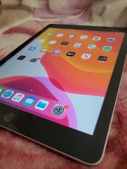 Apple iPad 5th Generation 32GB Wifi Tablet