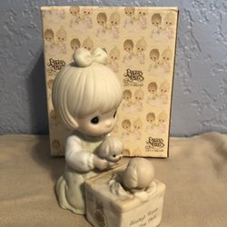 1989 Precious Moments Figurine “Always Room For One More” W/Box #C-0009