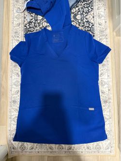 Women Figs royal blue scrub set