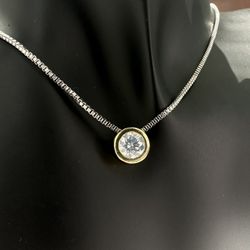Round Brilliant Natural Diamond Center Pendant