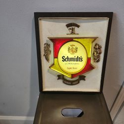 VINTAGE Schmidt's Of Philadelphia Light Beer Lighted Wall Sign 11.5" x 13.5"
