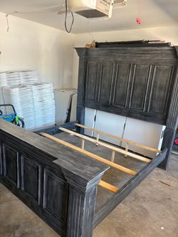 King Size Dark Wood Bed Frame 4 piece