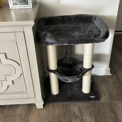Cat tree 
