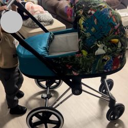 Dj Khaly Stroller 
