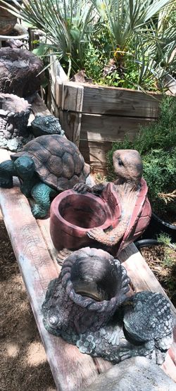 Cement Garden figurine 🪏