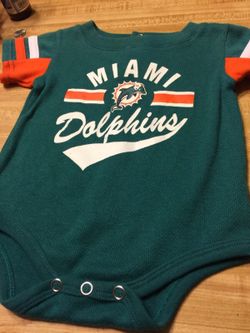 Dolphins infants