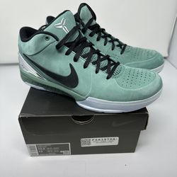 nike kobe 4 protro girl dad size 10.5