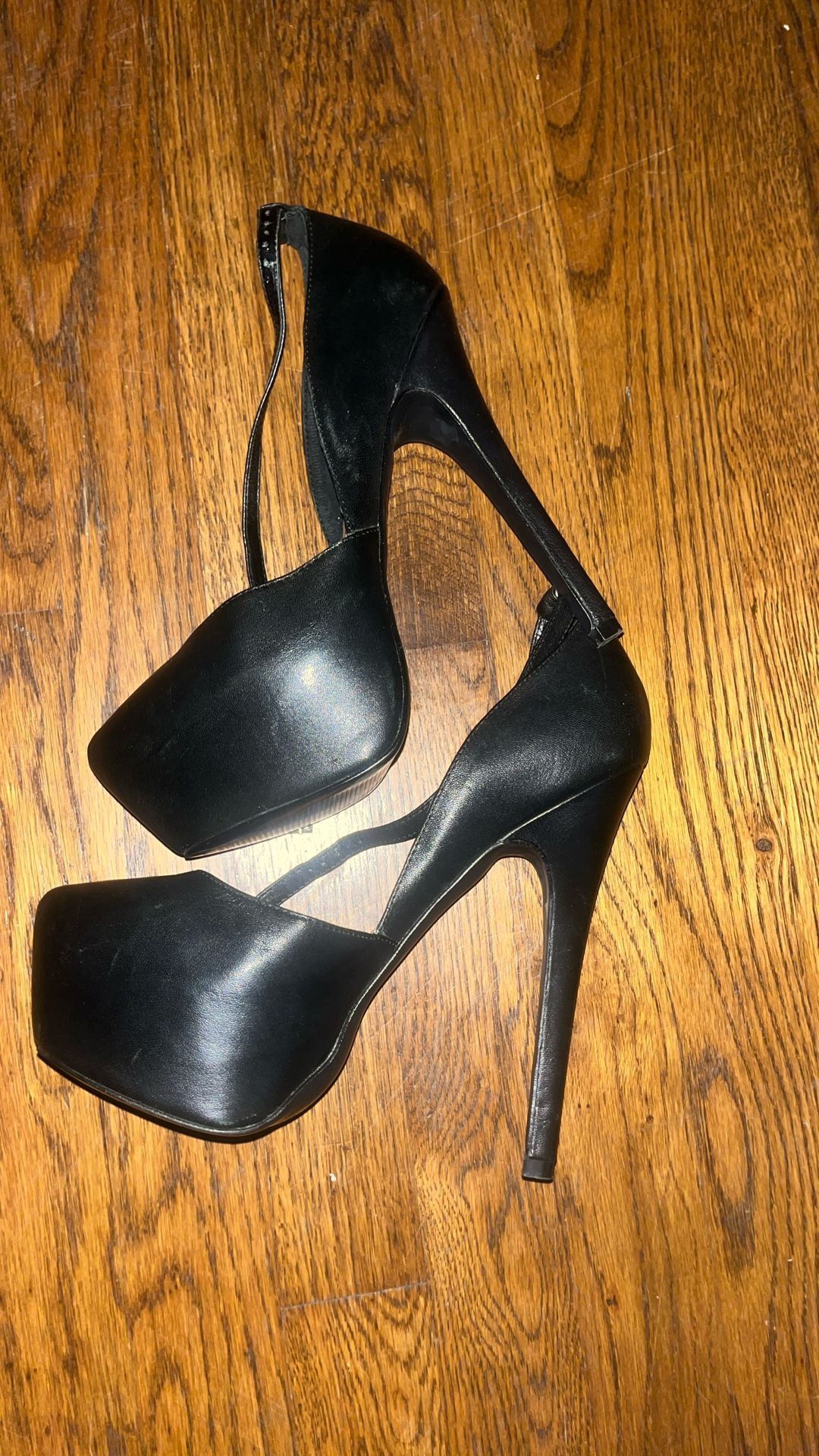 Steve Madden leather