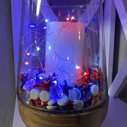 PATRIOTIC CANDLE HOLDER & LIGHTS