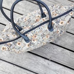 Wend Bag Or Duffle Flower Pattern New Condition Adorable 