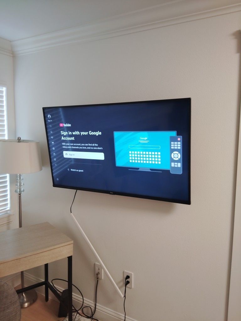 50-in Tcl Smart TV And Remote! Legs And Mount Included!