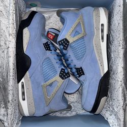 Air Jordan 4 Retro