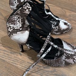 Burju Dance Shoe 