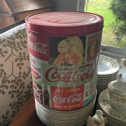 Vintage Coca Cola Container/tray/flip flops 