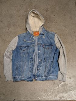 Levi's denim jacket size large NEW WITHOUT TAGS