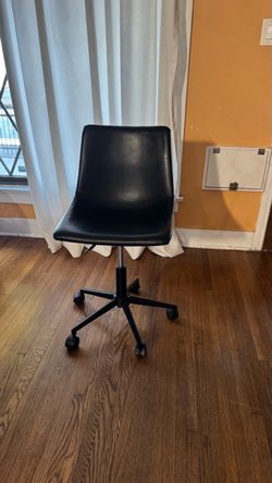 Desk chair