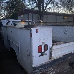 Caja De Herramienta De Una Chevy 96 3500